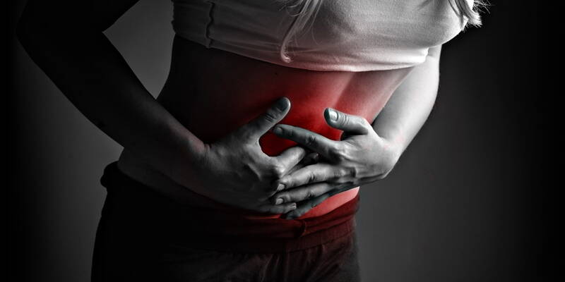Bauchschmerzen und Schwellungen: Ursachen und Abhilfen
