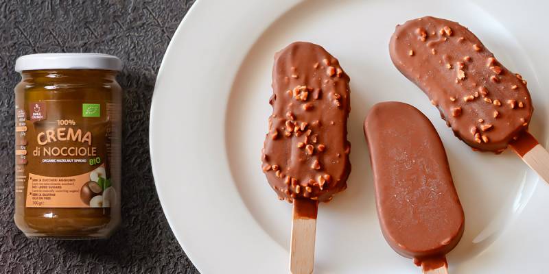 Magnum ice cream: homemade with hazelnut and chocolate
