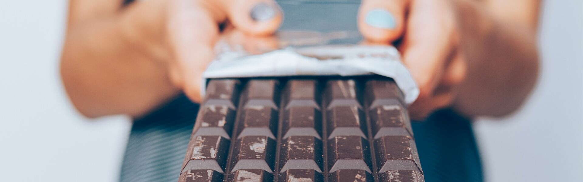 Cioccolato fondente | Tutti gli effetti benefici per corpo e mente