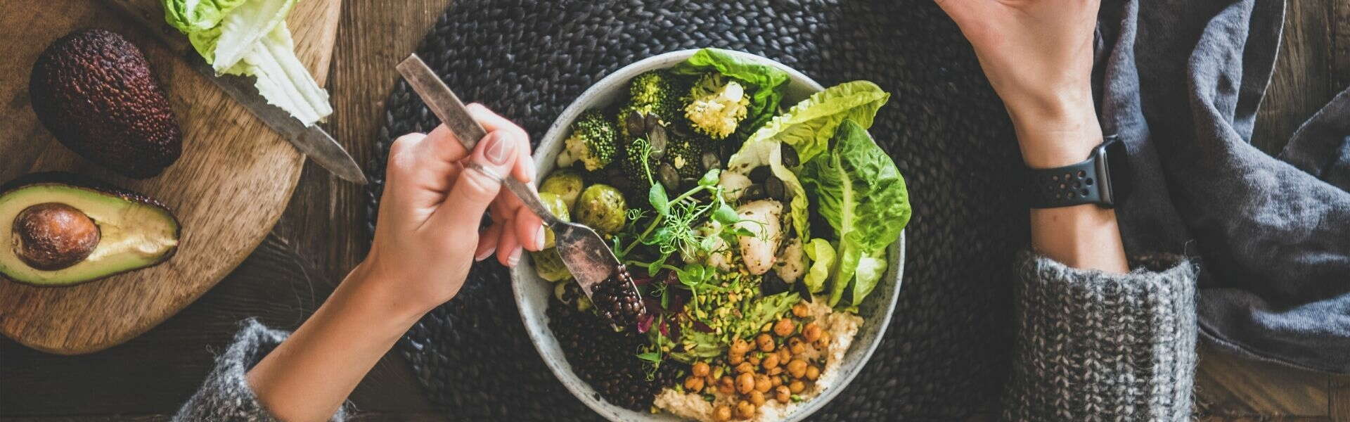 Dieta Vegana | Benefici e possibili rischi dell'alimentazione vegana