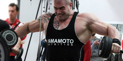 Shoulders: training the deltoids correctly