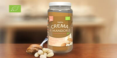 Perchè la crema di mandorle bio è lo snack del futuro