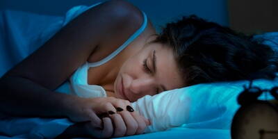 Melatonina per Dormire | Funzioni, A Cosa Serve, Effetti Collaterali