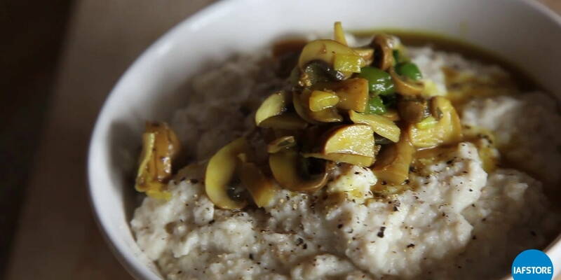 Ricetta Bowl | Porridge proteico con asparagi e uova